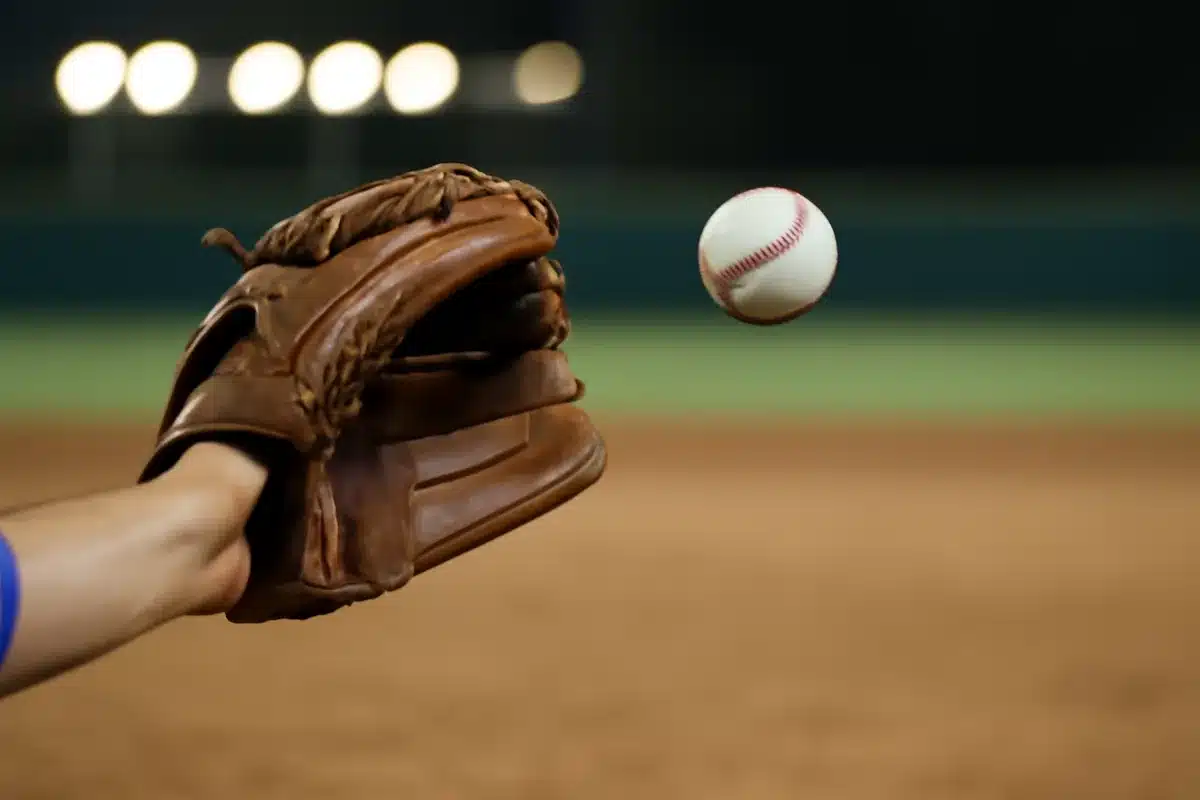 Shane Drohan adopts sinker as primary pitch; effectiveness in October uncertain